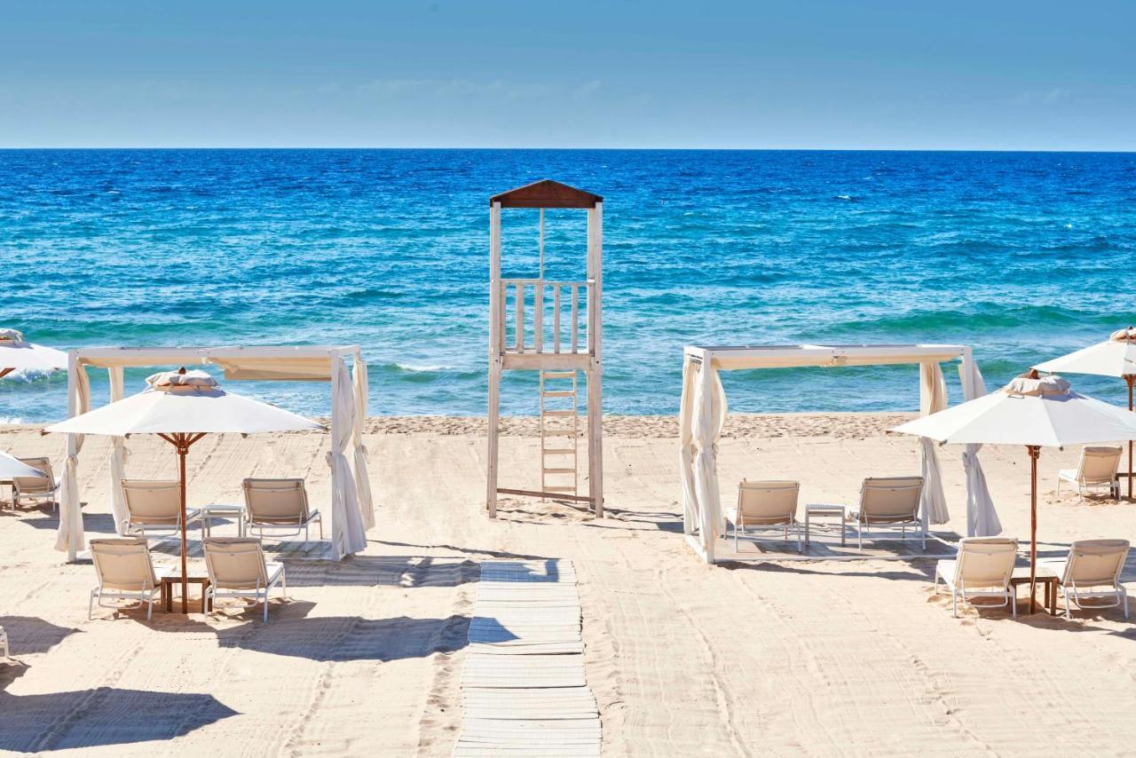 Baia Di Chia Resort Sardinia, Curio Collection By Hilton Esterno foto
