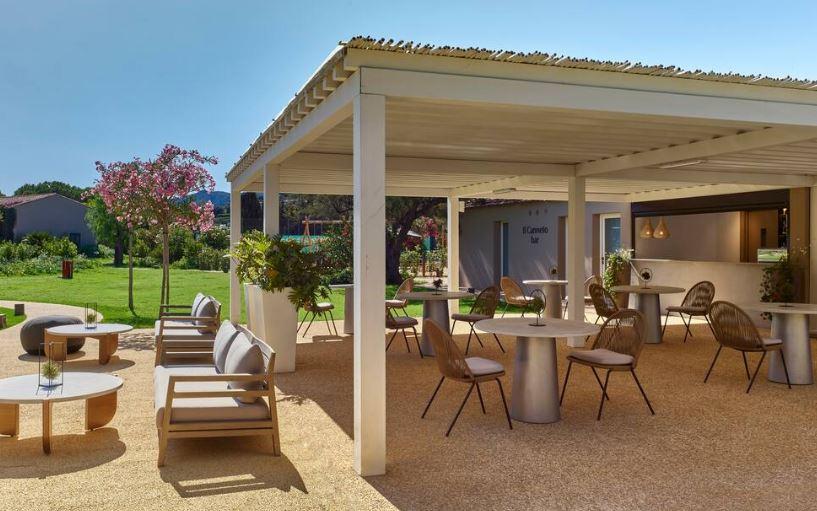 Baia Di Chia Resort Sardinia, Curio Collection By Hilton Esterno foto
